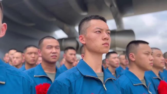 坐着運-20去上學(xue),開學典禮是航(háng)空展!