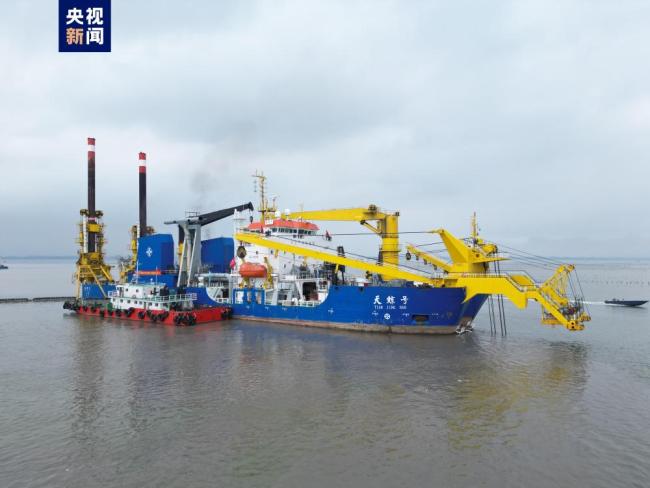 “天(tian)鲸号”投入平陸(lu)運河建設施工(gong)