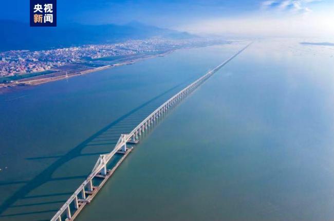 開(kāi)通倒計時!複(fu)興号智能動(dòng)車組正式在(zài)福廈高鐵試(shì)跑