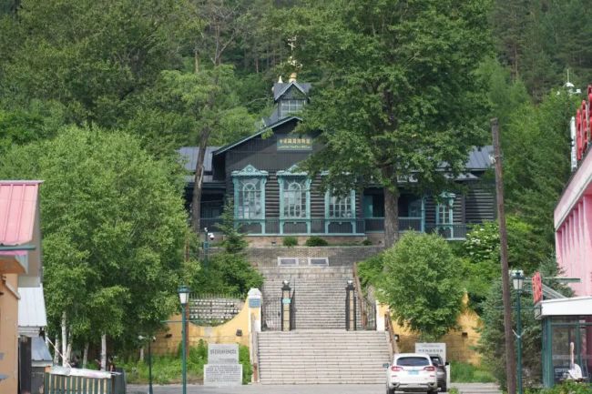 火車拉來的百(bǎi)年小鎮!坐高鐵去(qu)一趟吧